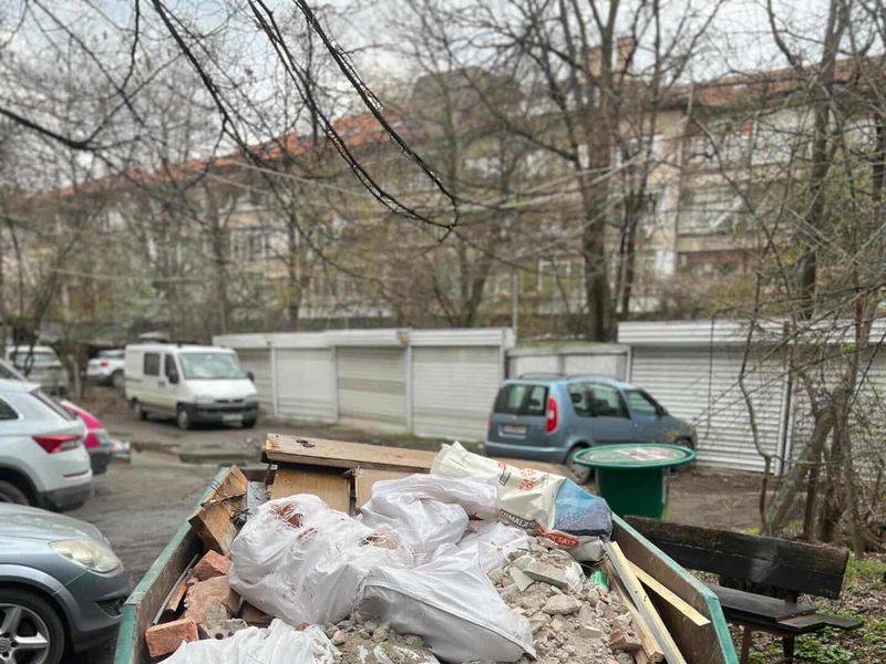 Извозване на строителни отпадъци